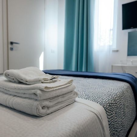 Capitani Guest House Fiumicino Extérieur photo