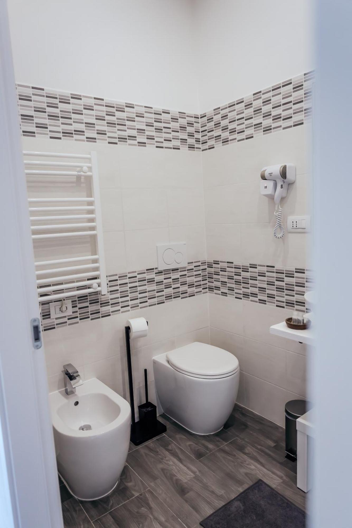 Capitani Guest House Fiumicino Extérieur photo