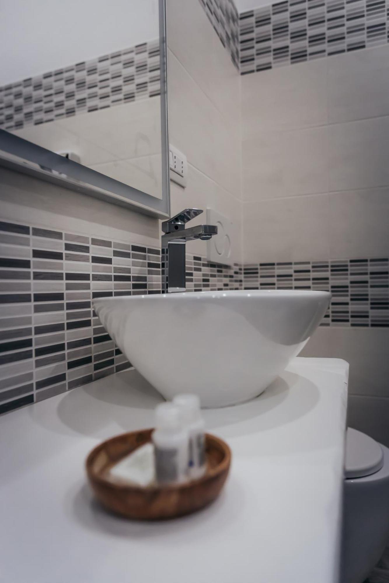Capitani Guest House Fiumicino Extérieur photo