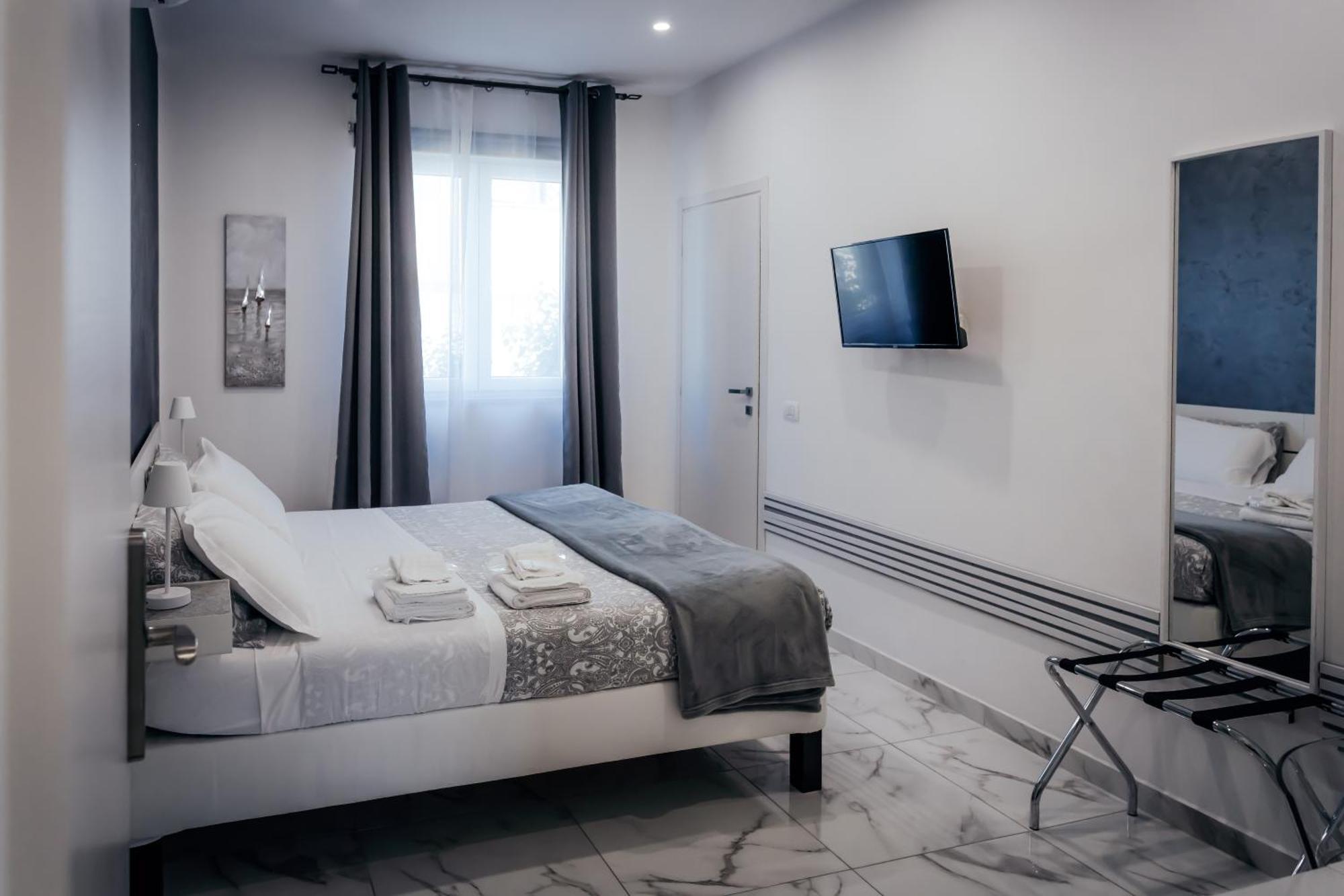 Capitani Guest House Fiumicino Extérieur photo